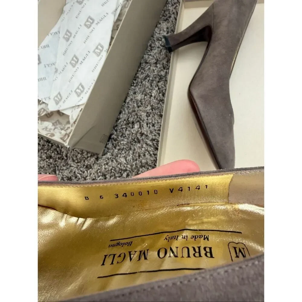 Bruno Magli Pump Vintage Heels Slip On Pointed Toe Size 6